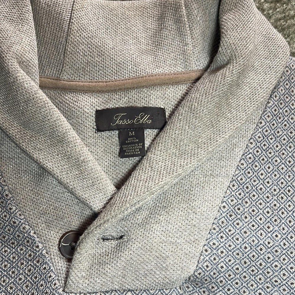 Sweater - Picture 5 of 5